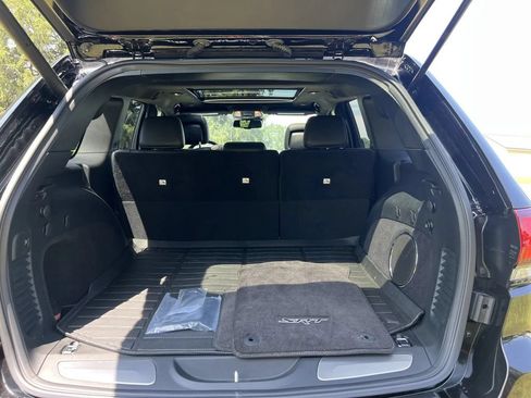 Used 2016 Jeep Grand Cherokee SRT AWD/4WD image 20