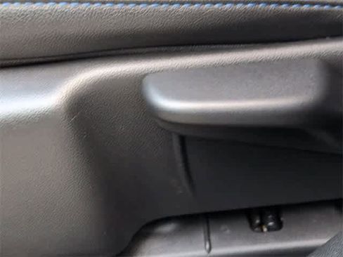 Used 2024 Chevrolet Trax LT image 18