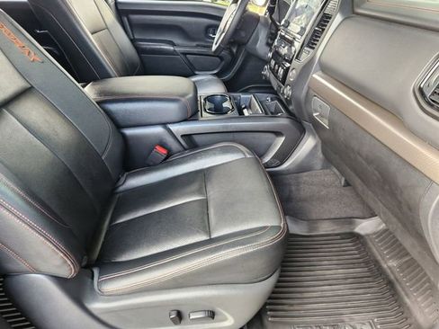 Used 2024 Nissan Titan PRO-4X w/ Pro-4x Convenience Package AWD/4WD image 14
