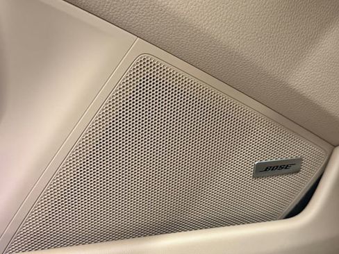 Certified 2024 Porsche 911 Carrera RWD image 39