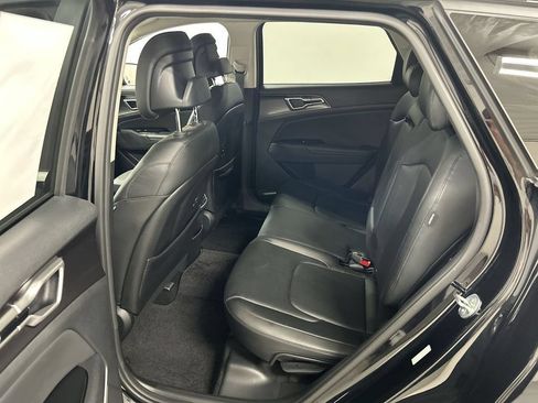 Certified 2024 Kia Sportage EX AWD/4WD image 20