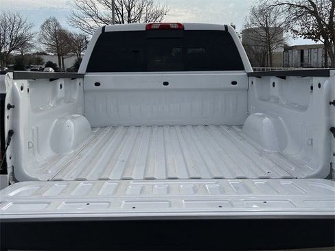 Used 2017 GMC Sierra 1500 SLT w/ Enhanced Driver Alert Package image 35