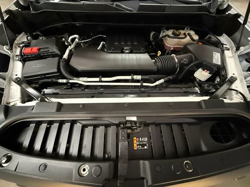 Used 2021 Chevrolet Silverado 1500 Custom w/ LPO, Dark Essentials Package AWD/4WD image 27