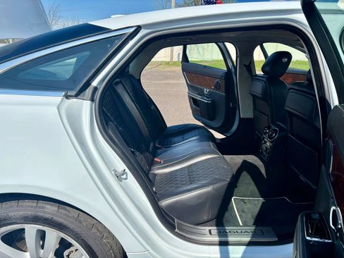 Used 2016 Jaguar XJ L Portfolio image 24