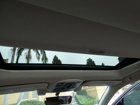 Used 2021 Subaru Outback Touring XT image 54