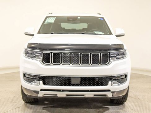 Used 2022 Jeep Wagoneer Series II w/ Premium Group I image 3