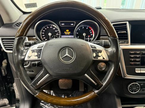 Used 2015 Mercedes-Benz ML 350 2WD w/ Premium 1 Package image 29