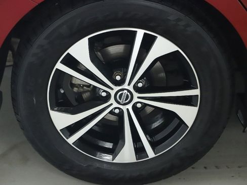 Certified 2021 Nissan Sentra SV FWD image 14