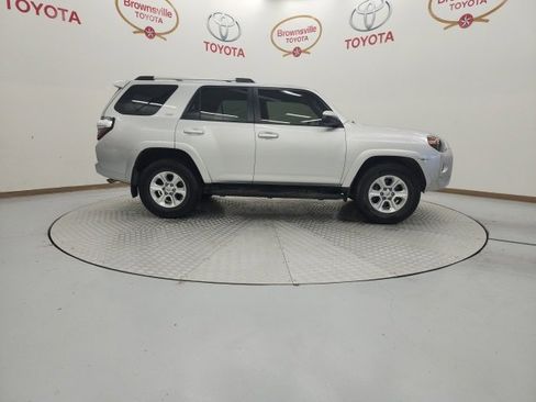 Used 2022 Toyota 4Runner SR5 image 3