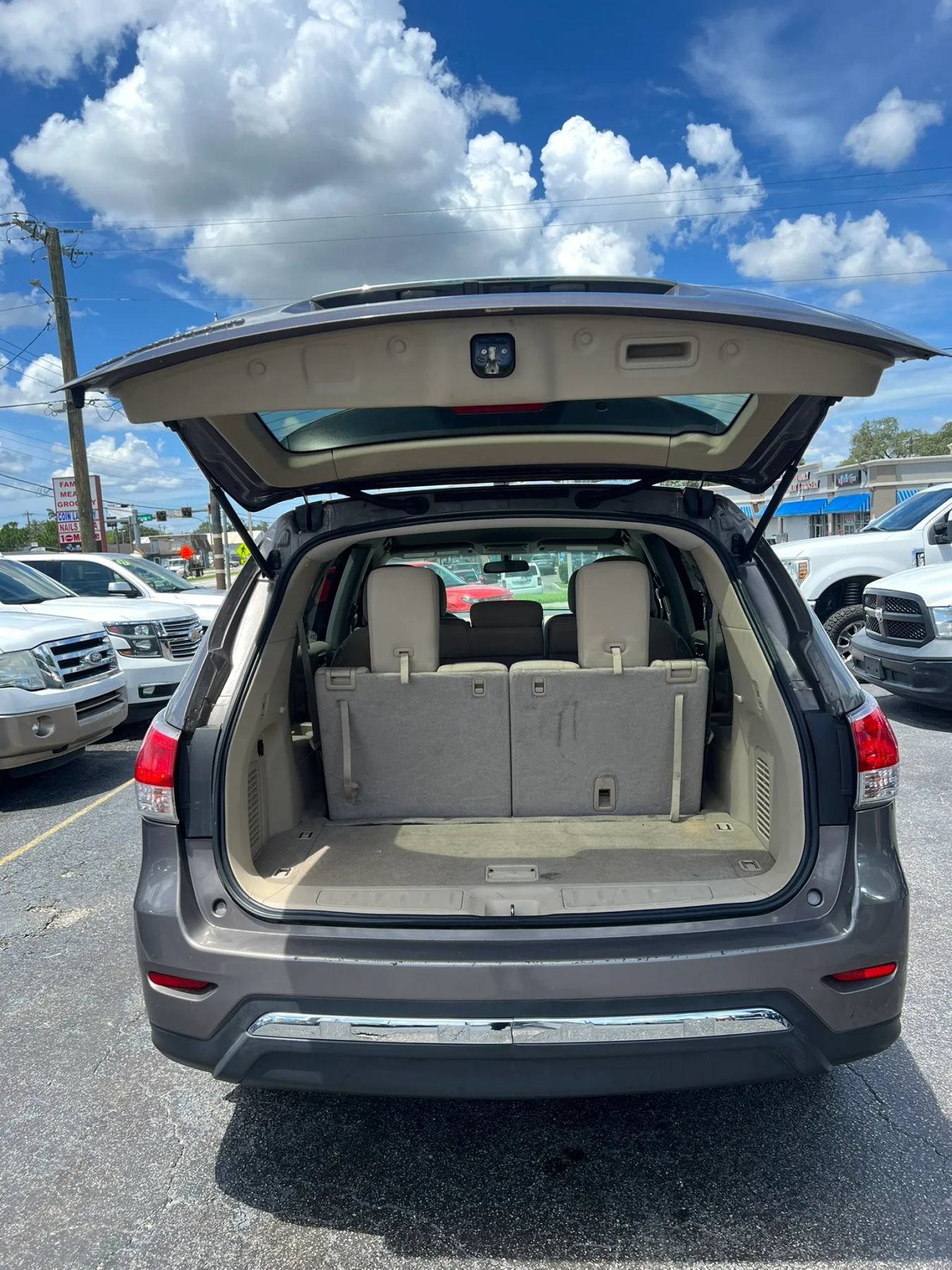 Used 2014 Nissan Pathfinder S FWD image 20