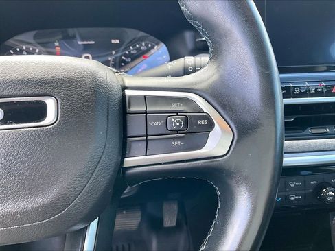 Used 2022 Jeep Compass Latitude w/ Convenience Group AWD/4WD image 22
