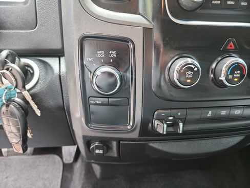 Used 2013 RAM 2500 Tradesman w/ Popular Equipment Group AWD/4WD image 23