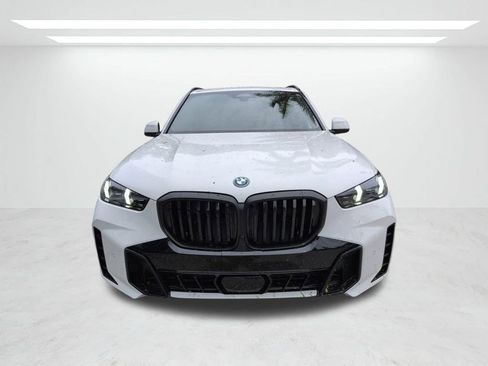 New 2026 BMW X5 xDrive50e w/ M Sport Package AWD/4WD image 9