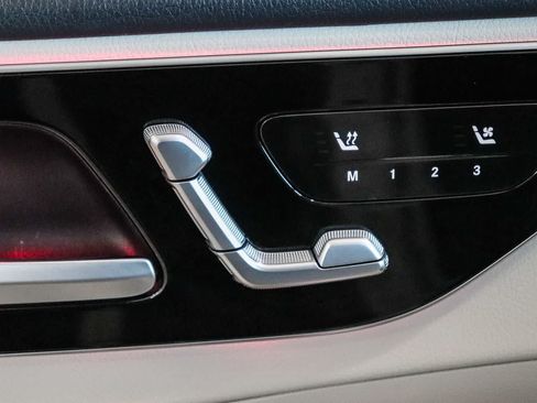 Certified 2023 Mercedes-Benz C 300 Sedan image 21