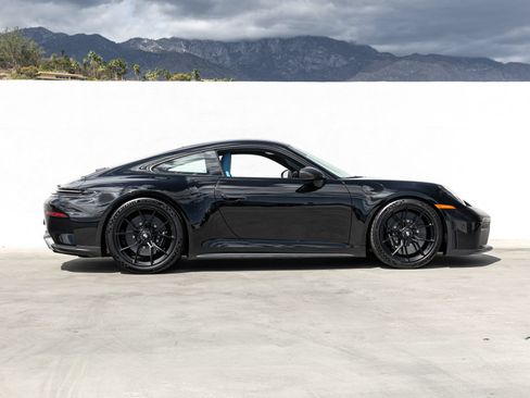 Used 2026 Porsche 911 GT3 RWD image 8