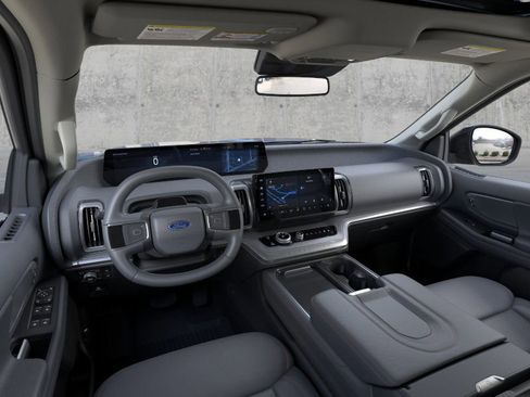 New 2026 Ford Expedition Max Active image 9