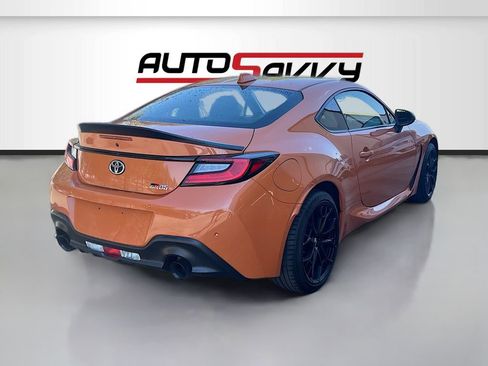 Used 2023 Toyota GR86 10th Anniversary SE RWD image 7