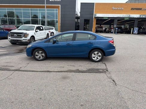 Used 2015 Honda Civic LX image 2