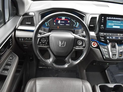 Used 2022 Honda Odyssey Touring image 16