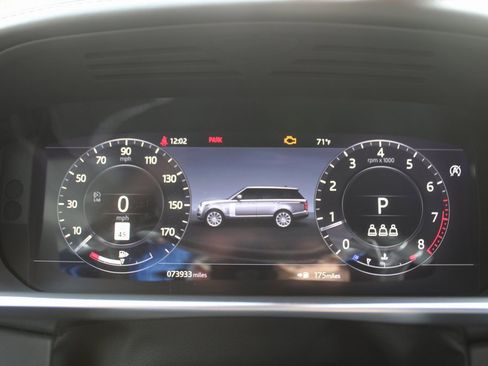 Used 2021 Land Rover Range Rover Autobiography image 35