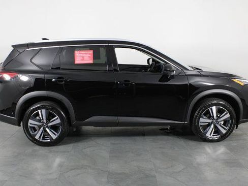 Certified 2026 Nissan Rogue SL AWD/4WD image 12