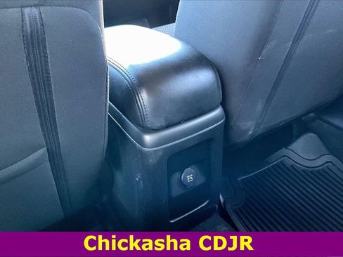 Used 2020 Dodge Journey SE image 10