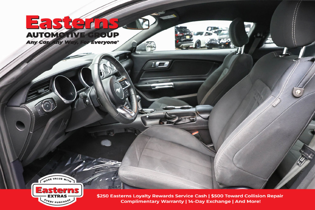 Used 2019 Ford Mustang Coupe RWD image 14