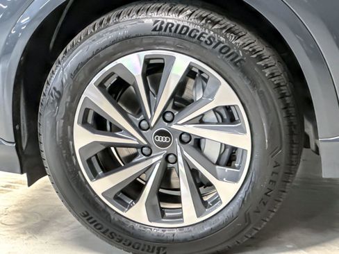 New 2025 Audi Q6 e-tron Premium Plus image 25