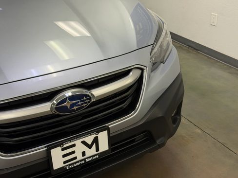 Used 2022 Subaru Outback Premium AWD/4WD image 4