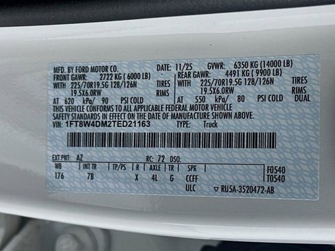 New 2026 Ford F450 Platinum w/ FX4 Off-Road Package image 34