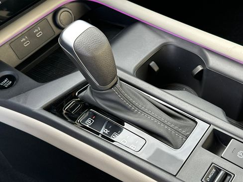 New 2026 Nissan Sentra SL w/ Floor Mat Package image 32