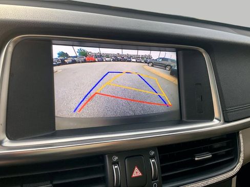 Used 2018 Kia Optima EX w/ Technology Package FWD image 29