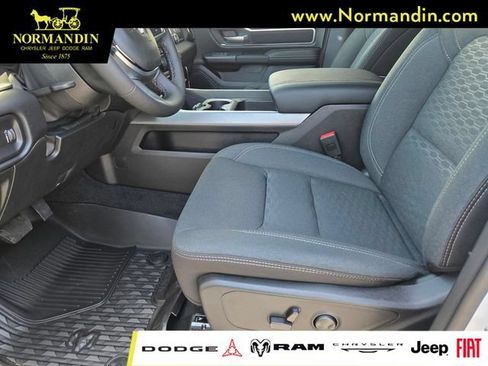 New 2026 RAM 1500 Big Horn AWD/4WD image 6