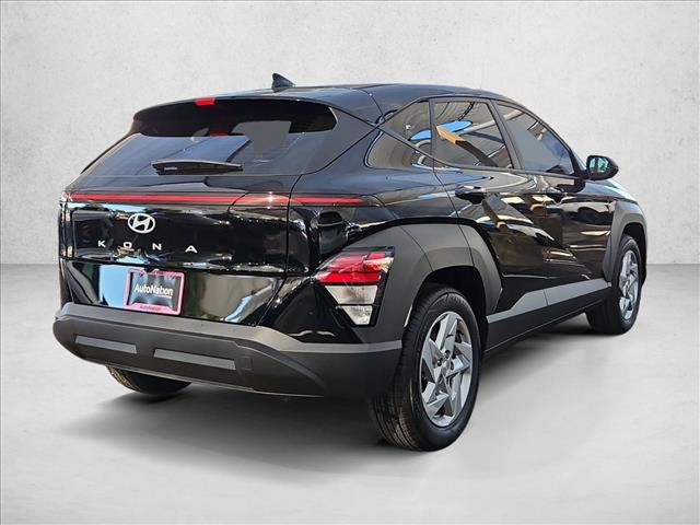 New 2027 Hyundai Kona SE FWD image 2