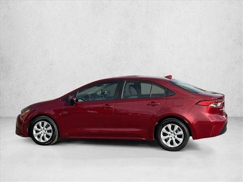 Used 2024 Toyota Corolla LE image 4