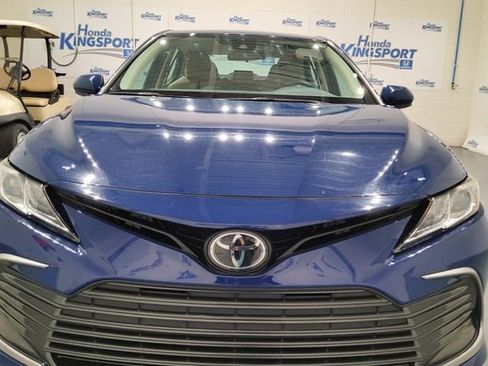 Used 2023 Toyota Camry LE FWD image 10