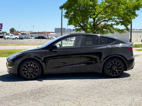 Used 2022 Tesla Model Y Performance AWD/4WD image 6