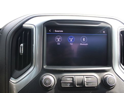 Used 2020 Chevrolet Silverado 2500 LT w/ Z71 Off-Road Package image 27