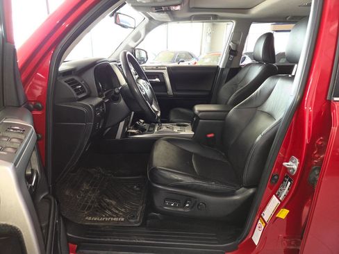 Used 2014 Toyota 4Runner Limited AWD/4WD image 14