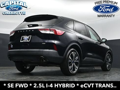 Used 2021 Ford Escape SE w/ SE Sport Appearance Package FWD image 27