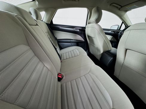 Used 2018 Ford Fusion S image 26