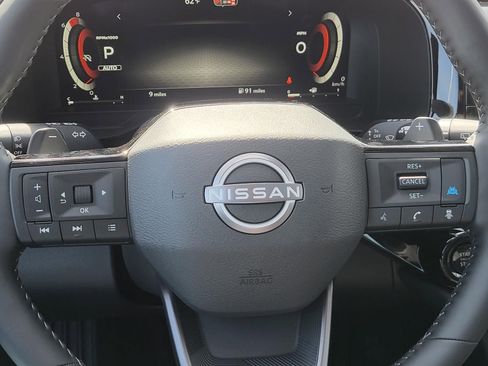 New 2026 Nissan Pathfinder SL image 26