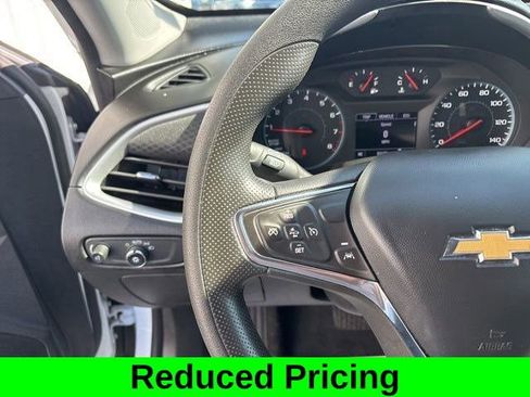 Used 2024 Chevrolet Malibu LT image 17