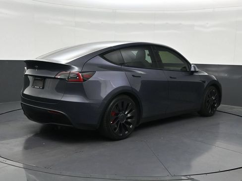 Used 2022 Tesla Model Y Performance AWD/4WD image 5