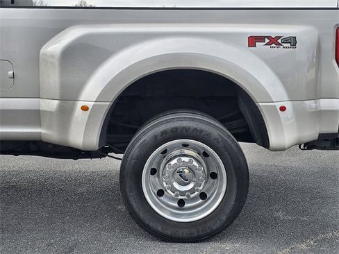 Used 2017 Ford F450 Platinum w/ Platinum Ultimate Package image 12