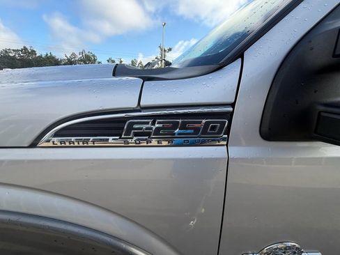 Used 2012 Ford F250 Lariat w/ Lariat Interior Pkg AWD/4WD image 9