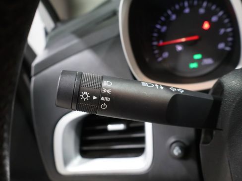 Used 2015 Chevrolet Equinox LT w/ Driver Convenience Package image 35