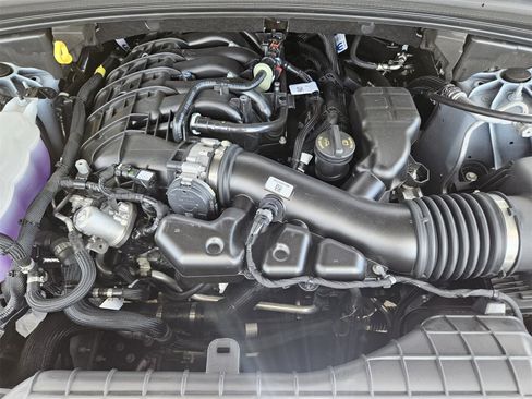 New 2025 Jeep Grand Cherokee L Limited image 32