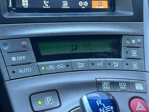 Used 2015 Toyota Prius Two FWD image 29