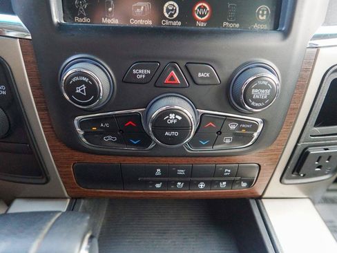 Used 2013 RAM 1500 Laramie w/ Convenience Group AWD/4WD image 29